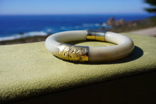 Load image into Gallery viewer, VINTAGE Jadeite Hinged Bangle

