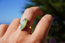 Load image into Gallery viewer, Siberian Jade and Gold
